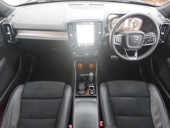 Used Volvo XC40 2022 for sale - 76708053: Photo