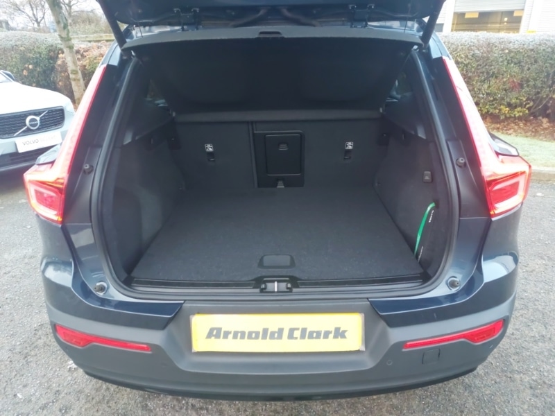 Used Volvo XC40 2022 for sale - 76708053: Photo 8