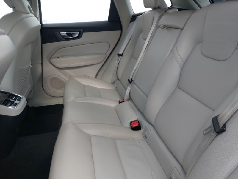 Used Volvo XC60 2022 for sale - 78203438: Photo 6