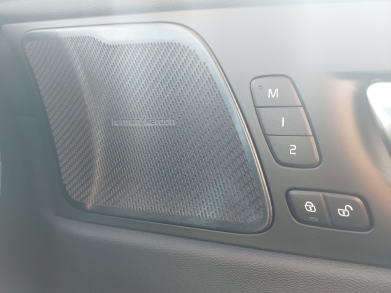 Used Volvo XC60 2025 for sale - 78065965: Photo 14