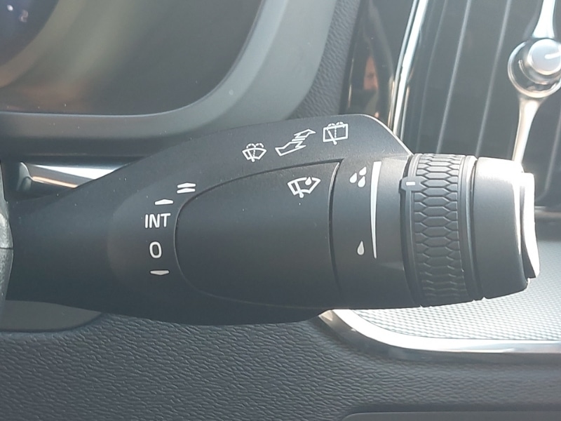 Used Volvo XC60 2025 for sale - 78065965: Photo 17