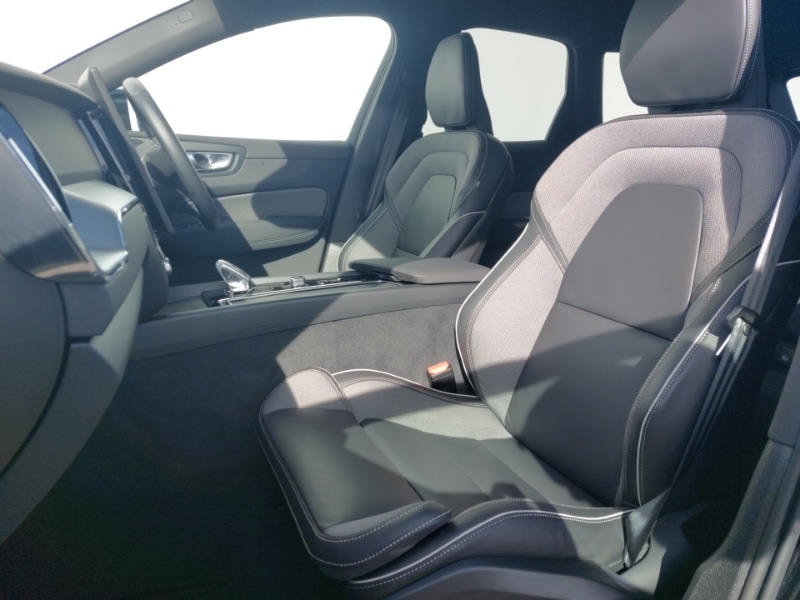 Used Volvo XC60 2025 for sale - 78065965: Photo 5
