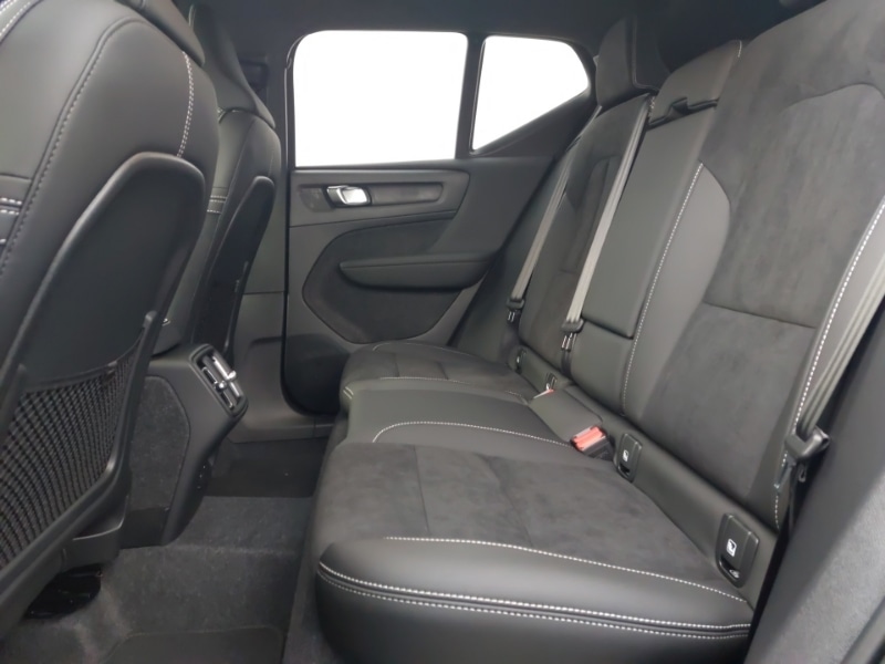 Used Volvo XC40 2025 for sale - 77010838: Photo 6