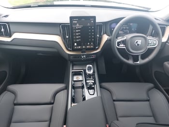 Used Volvo XC60 2025 for sale - 75278507: Photo
