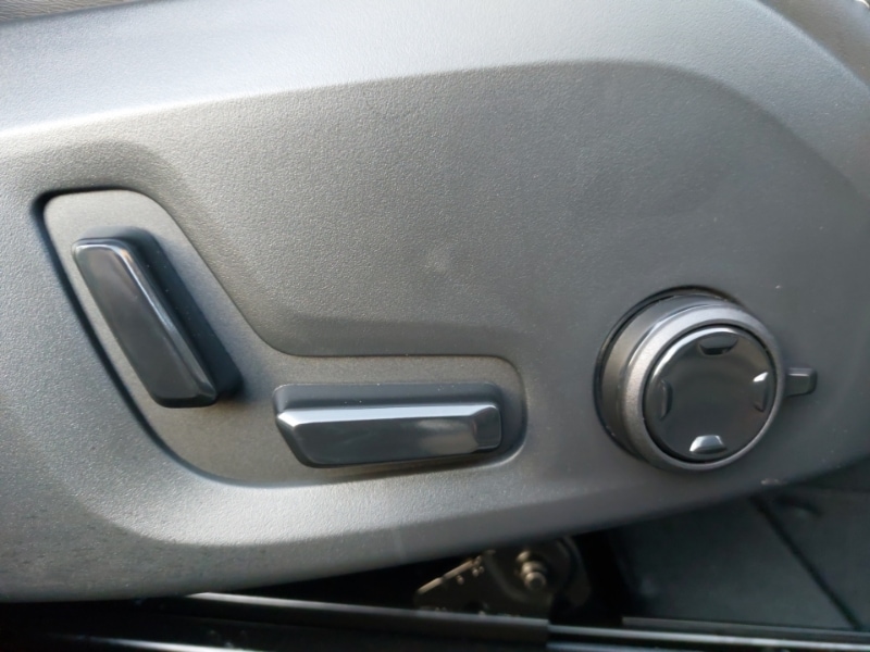 Used Volvo XC60 2025 for sale - 76644082: Photo 12