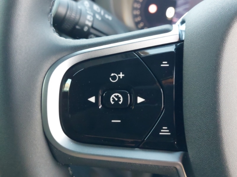 Used Volvo XC60 2025 for sale - 76644082: Photo 13