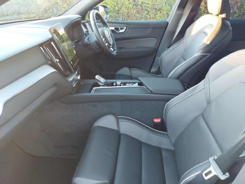 Used Volvo XC60 2025 for sale - 76644082: Photo 5