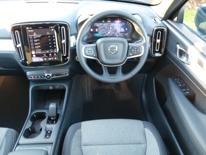 Used Volvo XC40 2025 for sale - 76639247: Photo 7