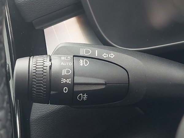 Used Volvo XC40 2025 for sale - 76325767: Photo 17