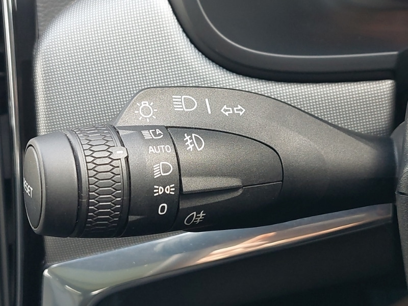 Used Volvo V90 2023 for sale - 77837626: Photo 17