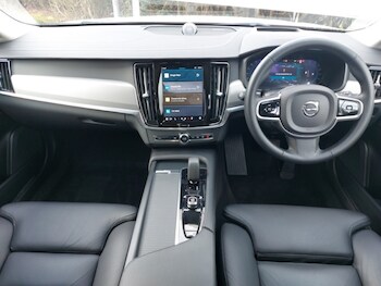 Used Volvo V90 2023 for sale - 77837626: Photo