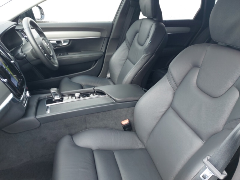 Used Volvo V90 2023 for sale - 77837626: Photo 5