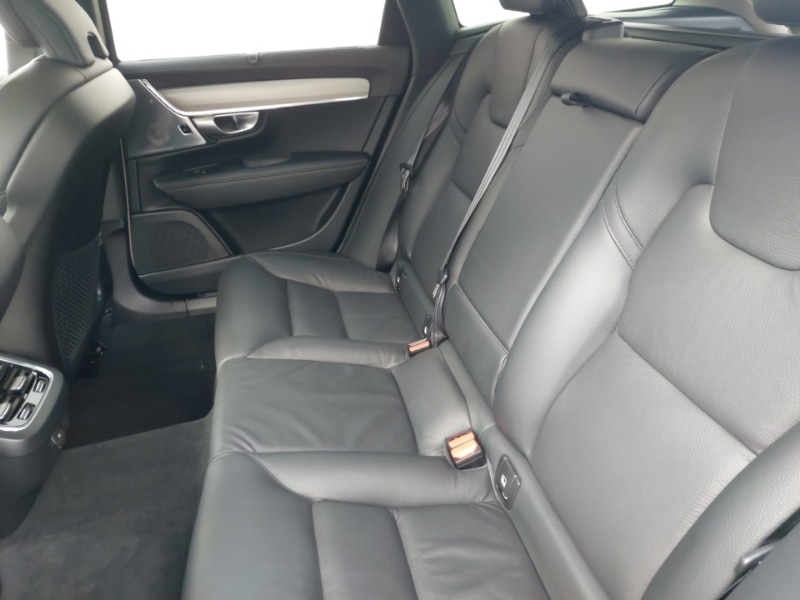 Used Volvo V90 2023 for sale - 77837626: Photo 6