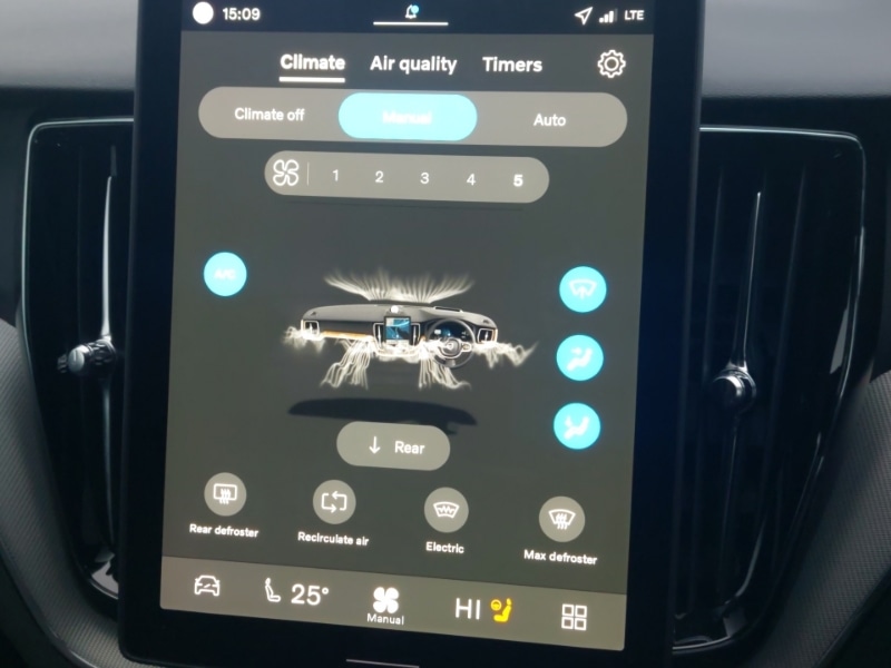 Used Volvo XC60 2025 for sale - 76548736: Photo 15