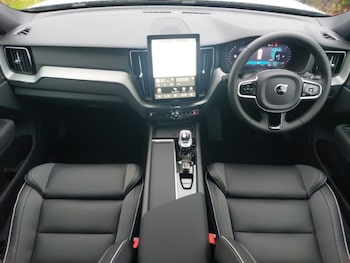 Used Volvo XC60 2025 for sale - 76548736: Photo