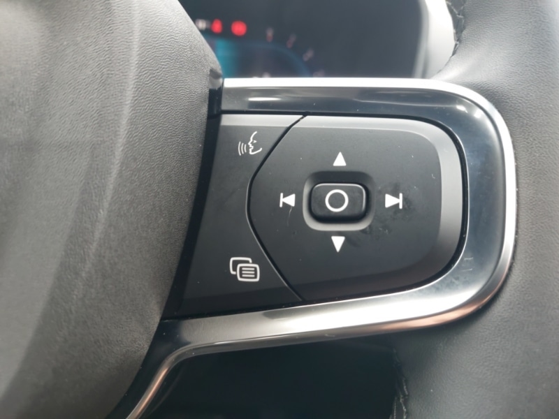 Used Volvo XC40 2022 for sale - 76321606: Photo 17