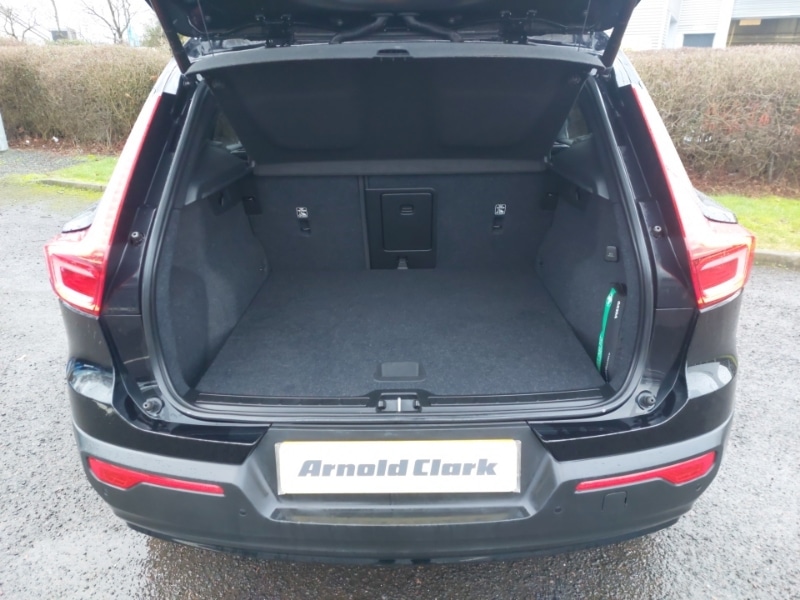 Used Volvo XC40 2022 for sale - 77596690: Photo 8