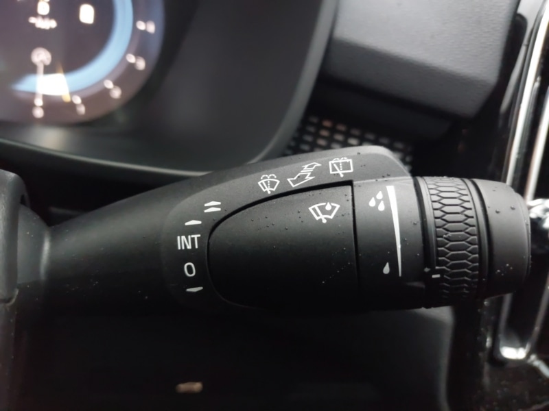 Used Volvo XC40 2025 for sale - 76978414: Photo 15