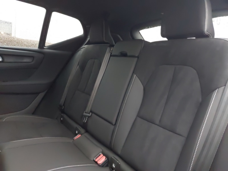 Used Volvo XC40 2025 for sale - 76978414: Photo 6