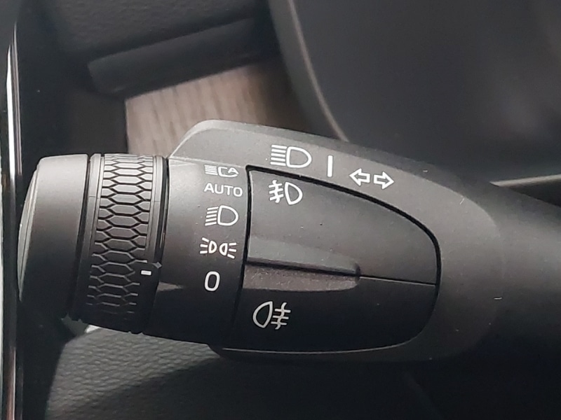 Used Volvo XC40 2025 for sale - 76721554: Photo 16