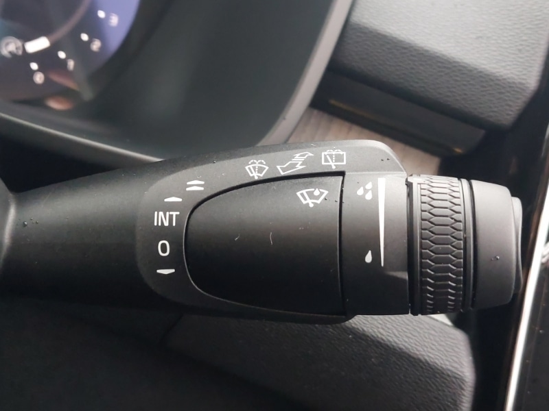 Used Volvo XC40 2025 for sale - 76721554: Photo 17