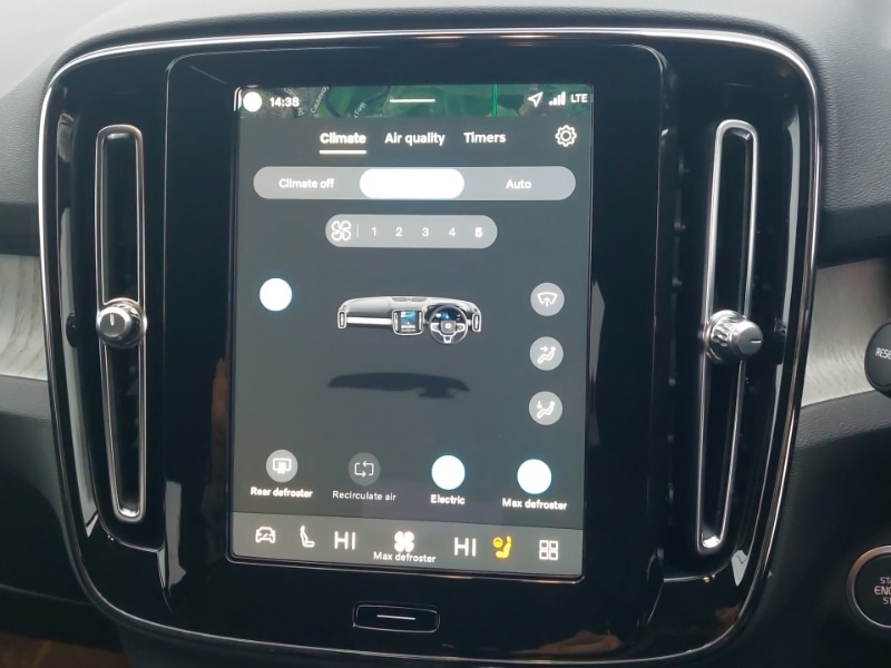 Used Volvo XC40 2025 for sale - 76721554: Photo 19