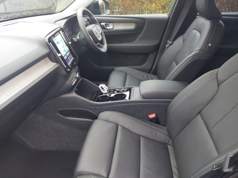 Used Volvo XC40 2025 for sale - 76721554: Photo 5