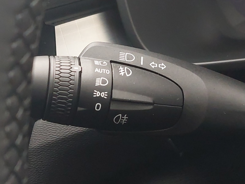 Used Volvo XC40 2025 for sale - 77004848: Photo 17