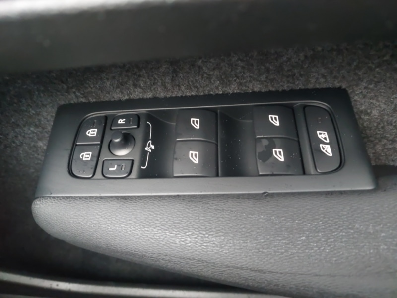 Used Volvo XC40 2025 for sale - 77004848: Photo 19