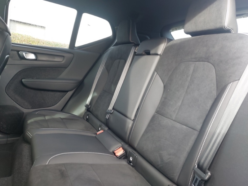 Used Volvo XC40 2024 for sale - 77325386: Photo 6