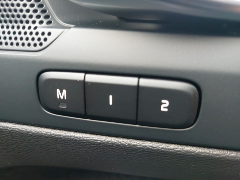 Used Volvo XC40 2025 for sale - 77815818: Photo 13