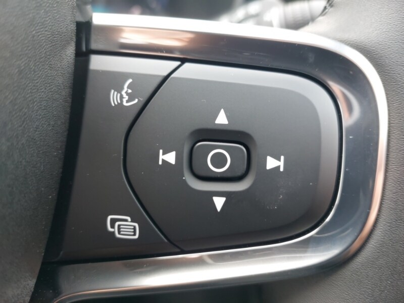 Used Volvo XC40 2025 for sale - 77815818: Photo 14