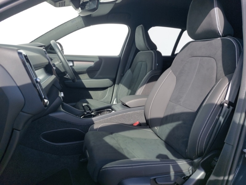 Used Volvo EX40 2025 for sale - 77933021: Photo 5