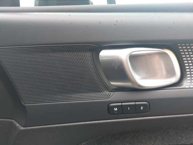 Used Volvo XC40 2025 for sale - 76967326: Photo 17