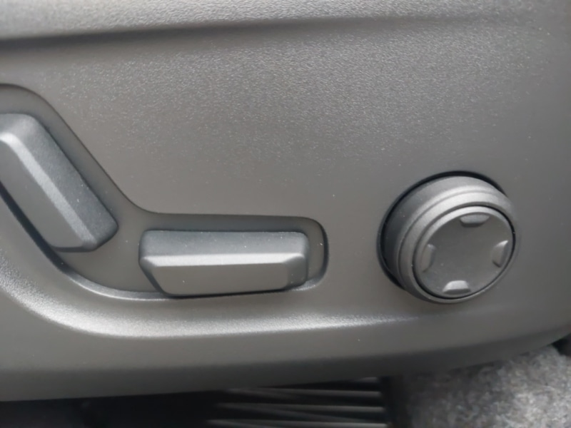 Used Volvo XC40 2025 for sale - 76967326: Photo 18