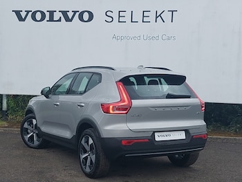 Used Volvo XC40 2025 for sale - 76967326: Photo