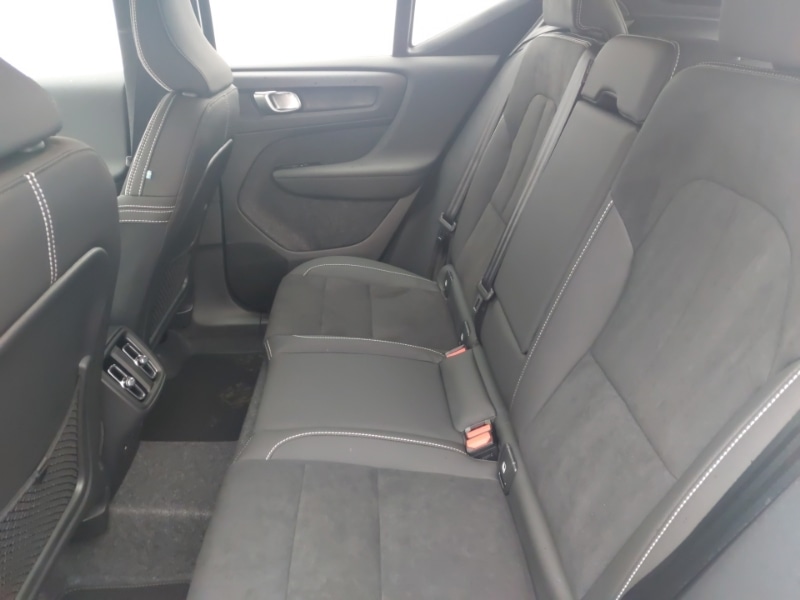 Used Volvo XC40 2025 for sale - 76967326: Photo 6