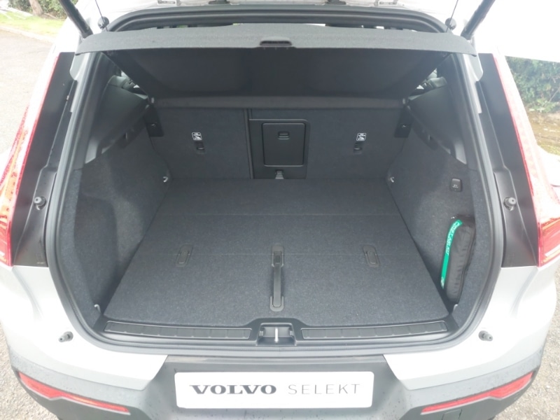 Used Volvo XC40 2025 for sale - 76967326: Photo 8