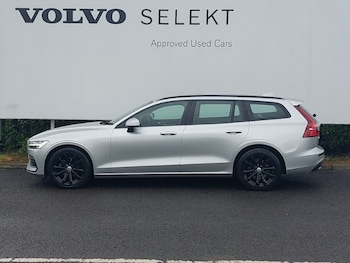 Used Volvo V60 2022 for sale - 75147103: Photo