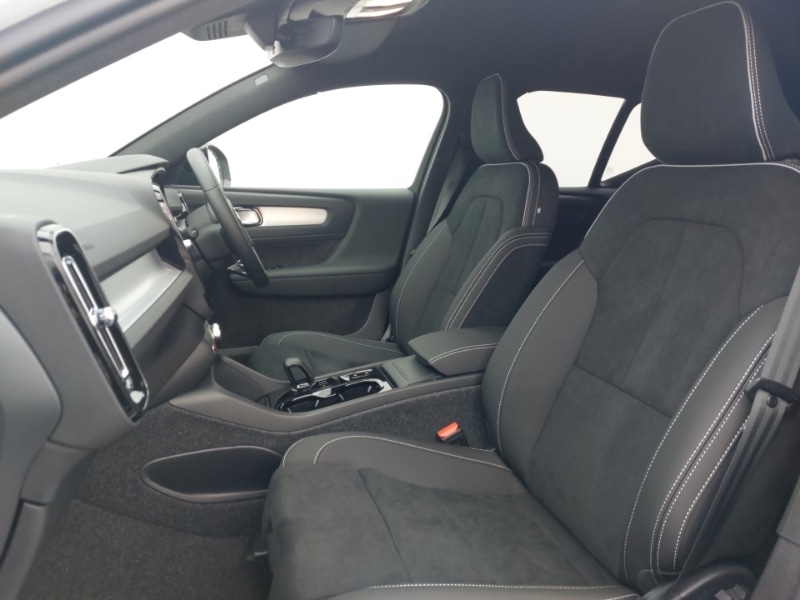 Used Volvo XC40 2025 for sale - 78103474: Photo 5