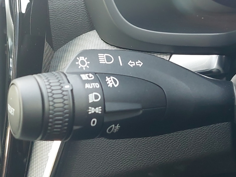 Used Volvo V60 2025 for sale - 78183647: Photo 17