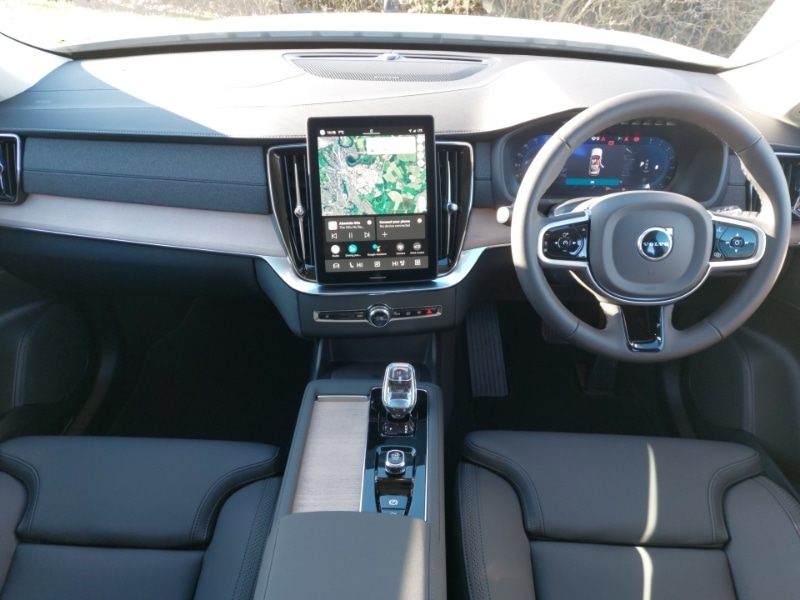 Used Volvo XC90 2025 for sale - 77815938: Photo 2