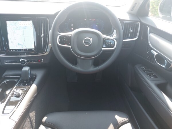 Used Volvo V90 2025 for sale - 74933675: Photo 7