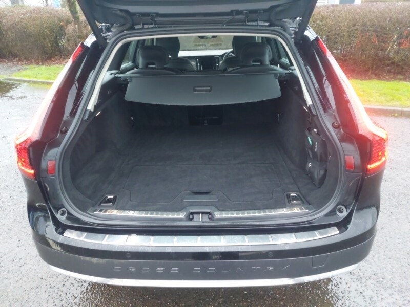 Used Volvo V90 2021 for sale - 77284658: Photo 8