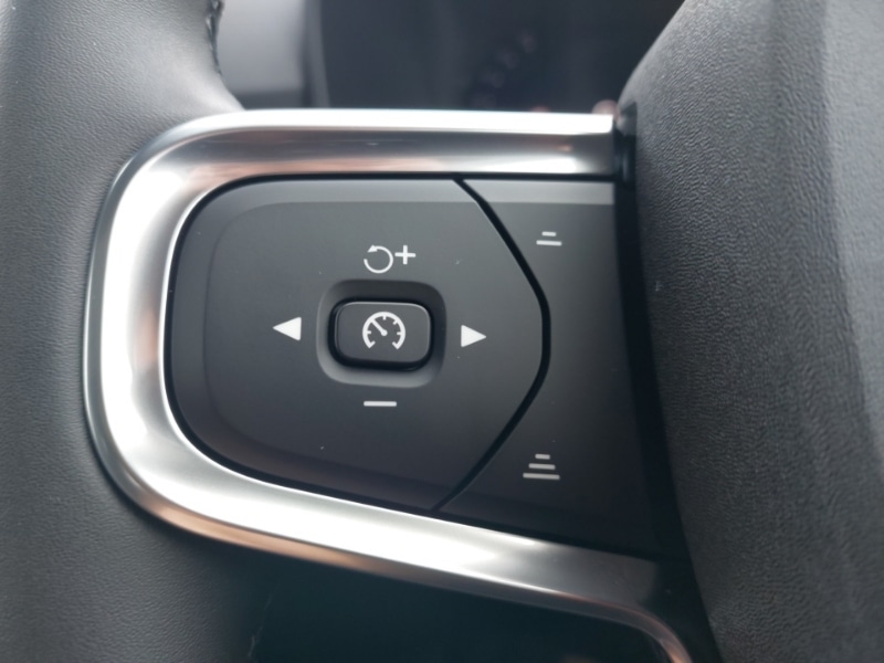 Used Volvo XC40 2025 for sale - 77999749: Photo 16