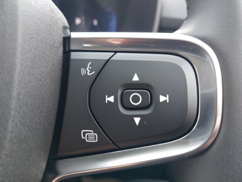 Used Volvo XC40 2025 for sale - 77999749: Photo 17