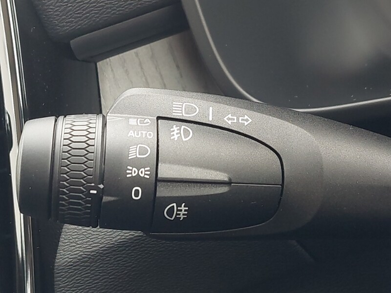 Used Volvo XC40 2025 for sale - 77999749: Photo 19