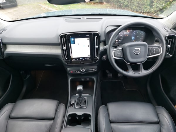 Used Volvo XC40 2019 for sale - 76275844: Photo 2