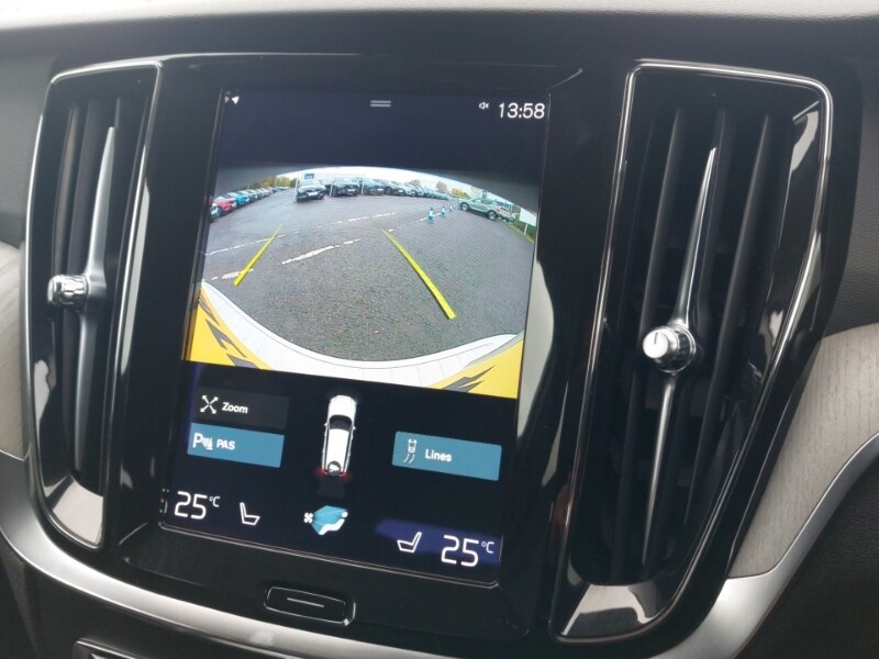 Used Volvo V60 2021 for sale - 76335963: Photo 10