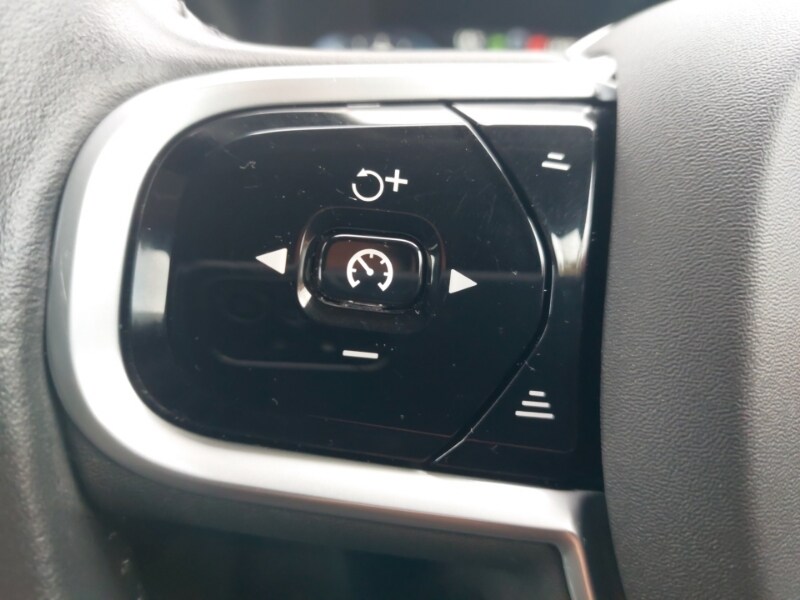 Used Volvo V60 2021 for sale - 76335963: Photo 16